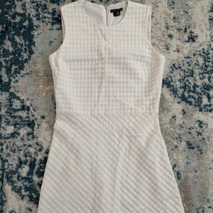 Theory | white sleeveless dress quilted pattern 2